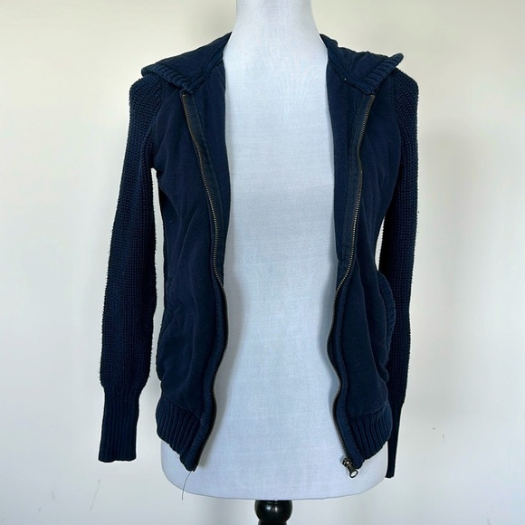 Aeropostale Navy Blue Zip Sweater Sz SM - Picture 1 of 6
